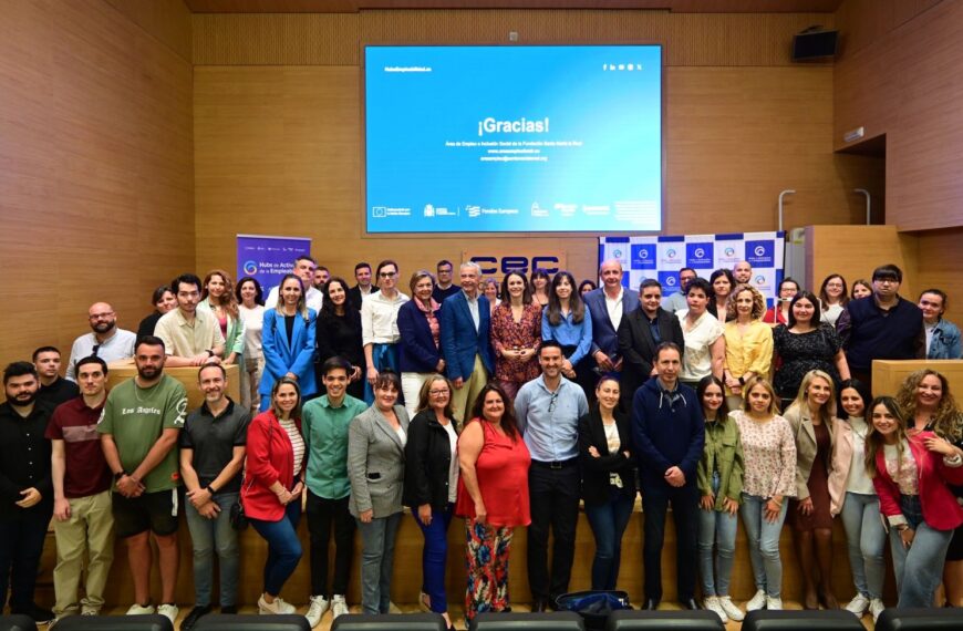 Los 64 participantes en las Lanzaderas de Empleo de Cádiz culminan la primera fase